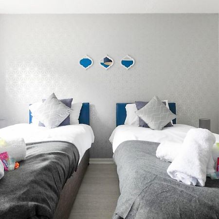 Emerald House Leisure & Contractors Peterborough Ngoại thất bức ảnh